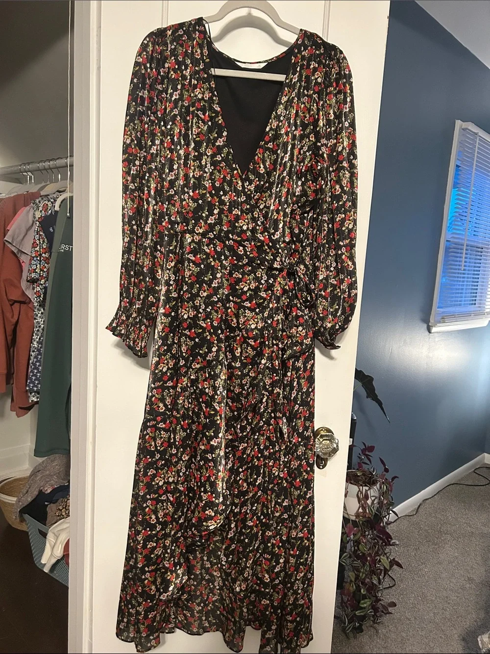 LC Lauren Conrad Black Floral Wrap Midi Dress with Red & Cream Blossoms - Picture 1 of 3